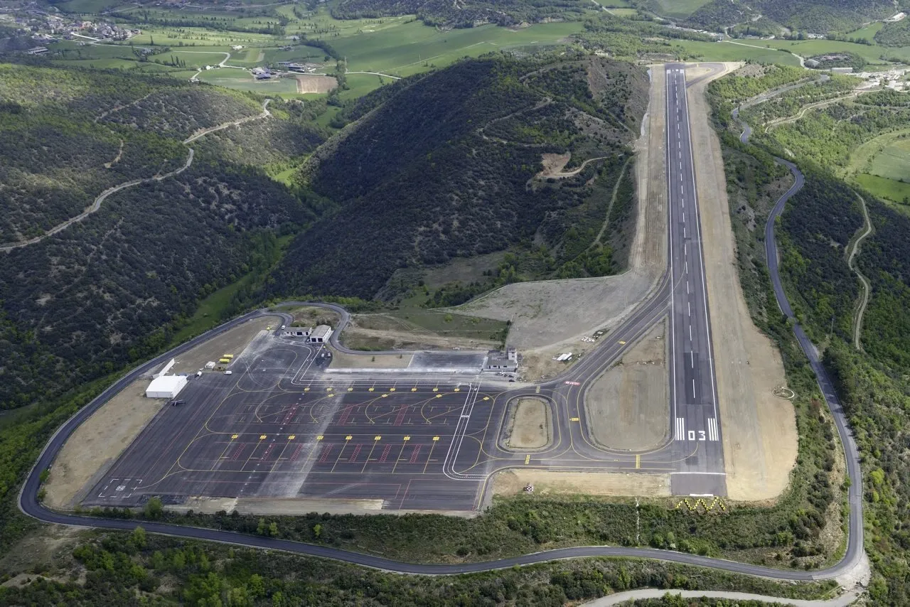 Airoport d’Andorra–La Seu, LEU